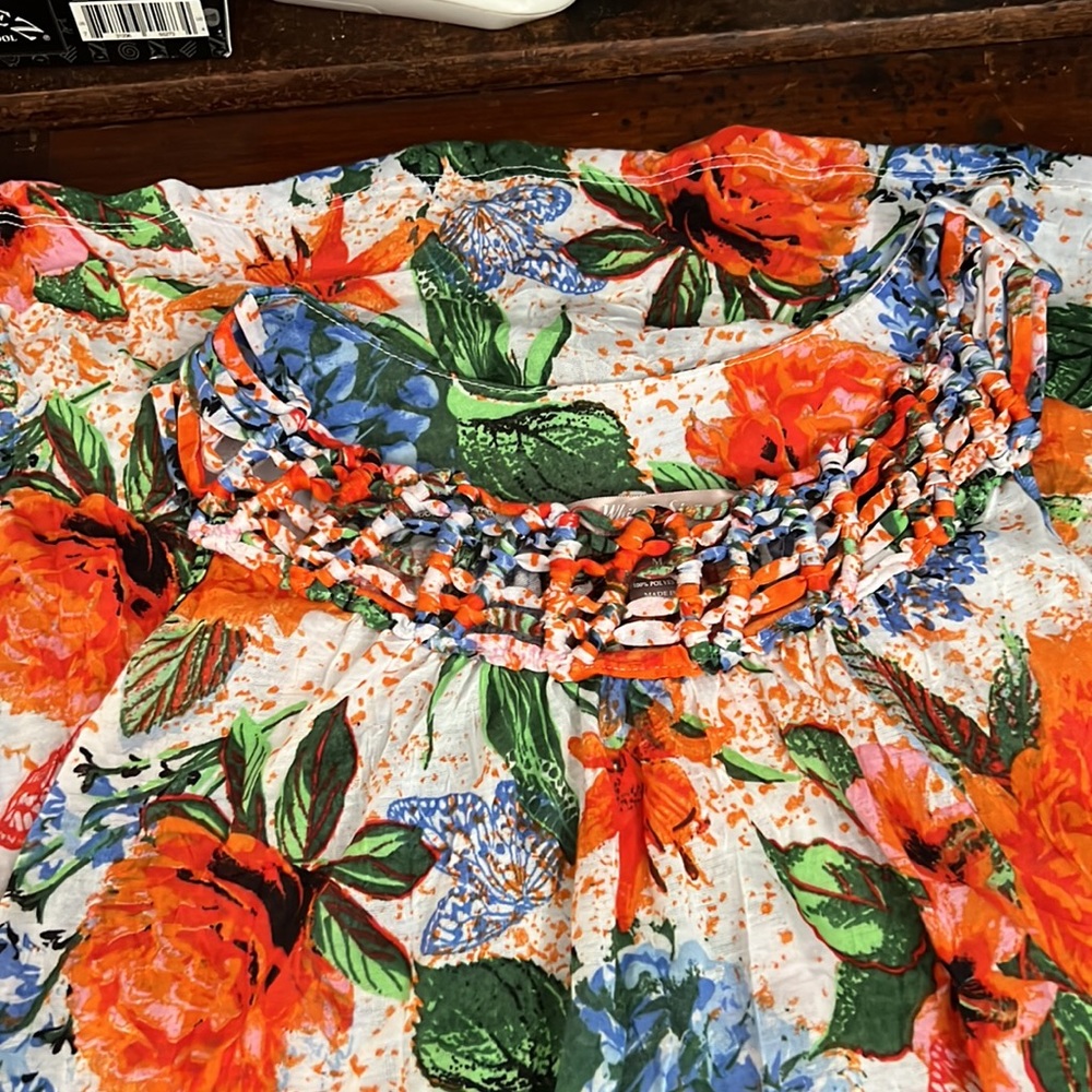White Stag Floral Tank Top With Cute Braided Neckline Size Medium - Picture 4 of 9